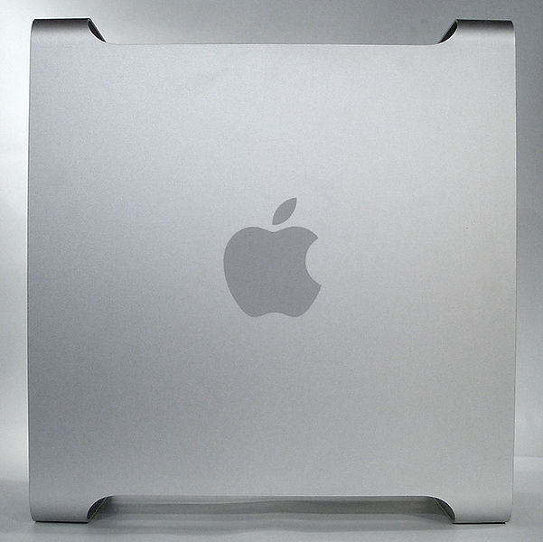 Apple純正ケースで作るHackintosh